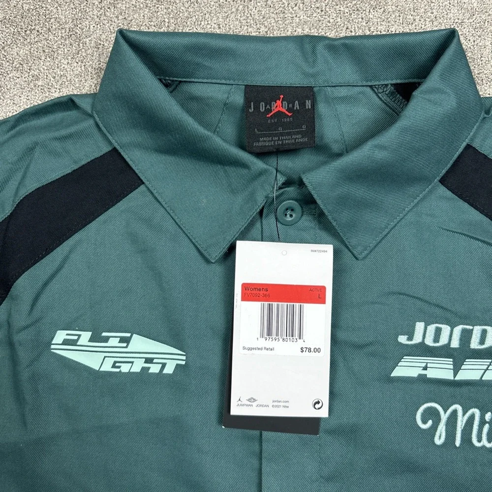 Nike Womens Air Jordan Button-Up Flight Club Shirt Sz. Large NEW FV7092-366